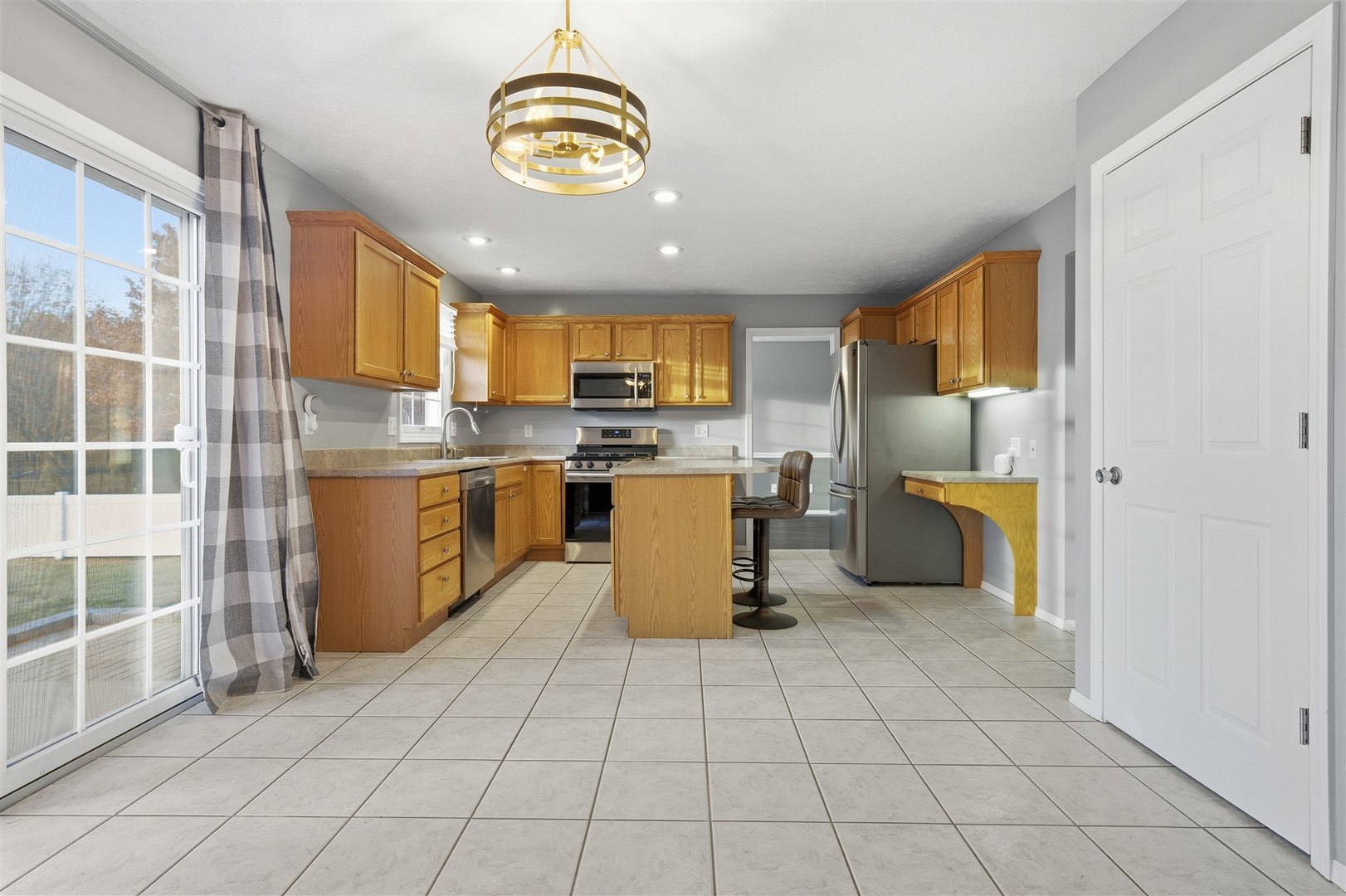 1305 Cashel Drive, Bloomington, IL 61704