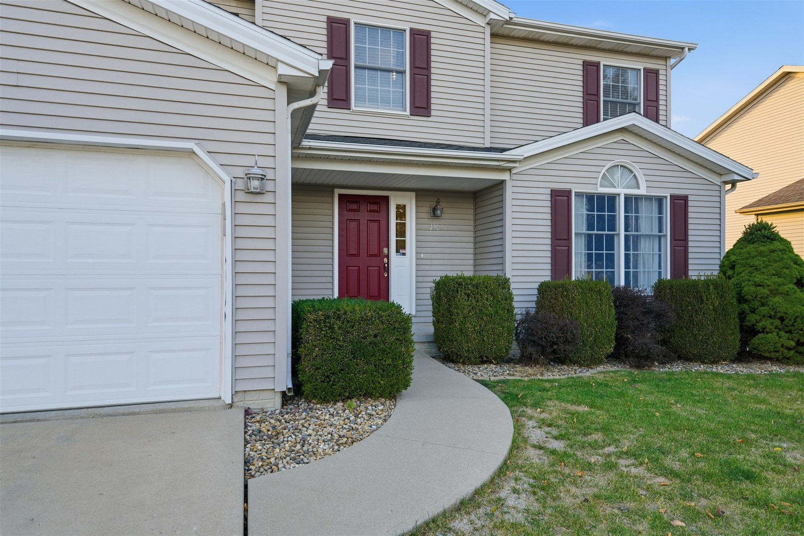 1305 Cashel Drive, Bloomington, IL 61704