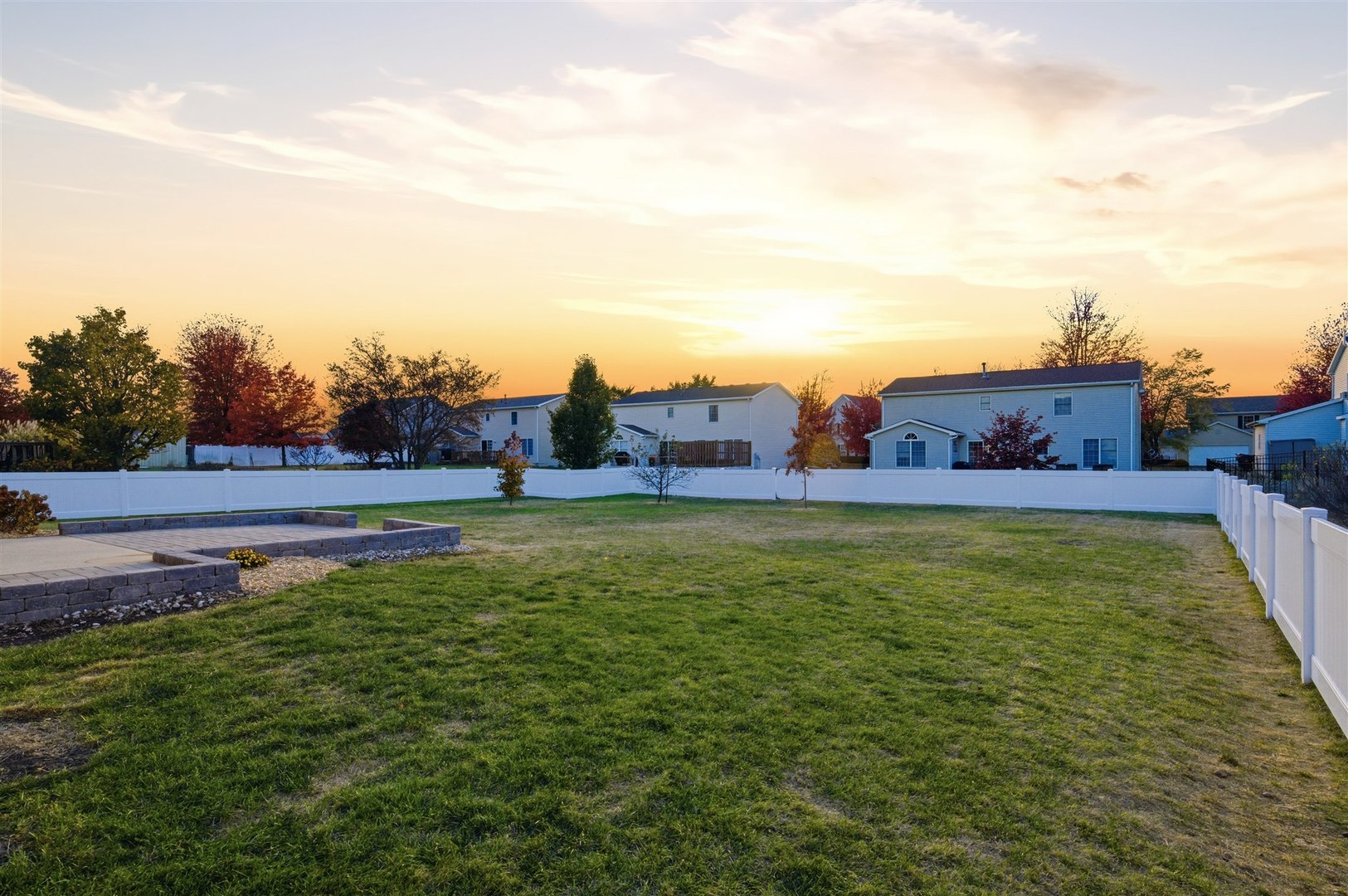 1305 Cashel Drive, Bloomington, IL 61704