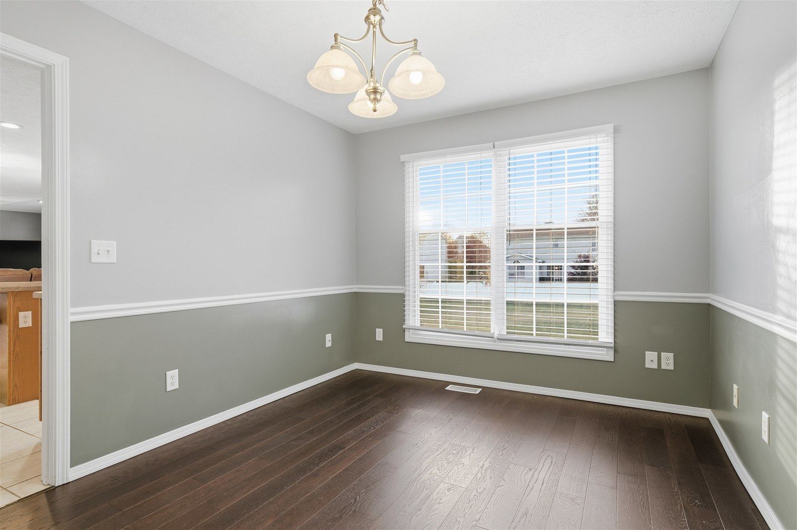 1305 Cashel Drive, Bloomington, IL 61704