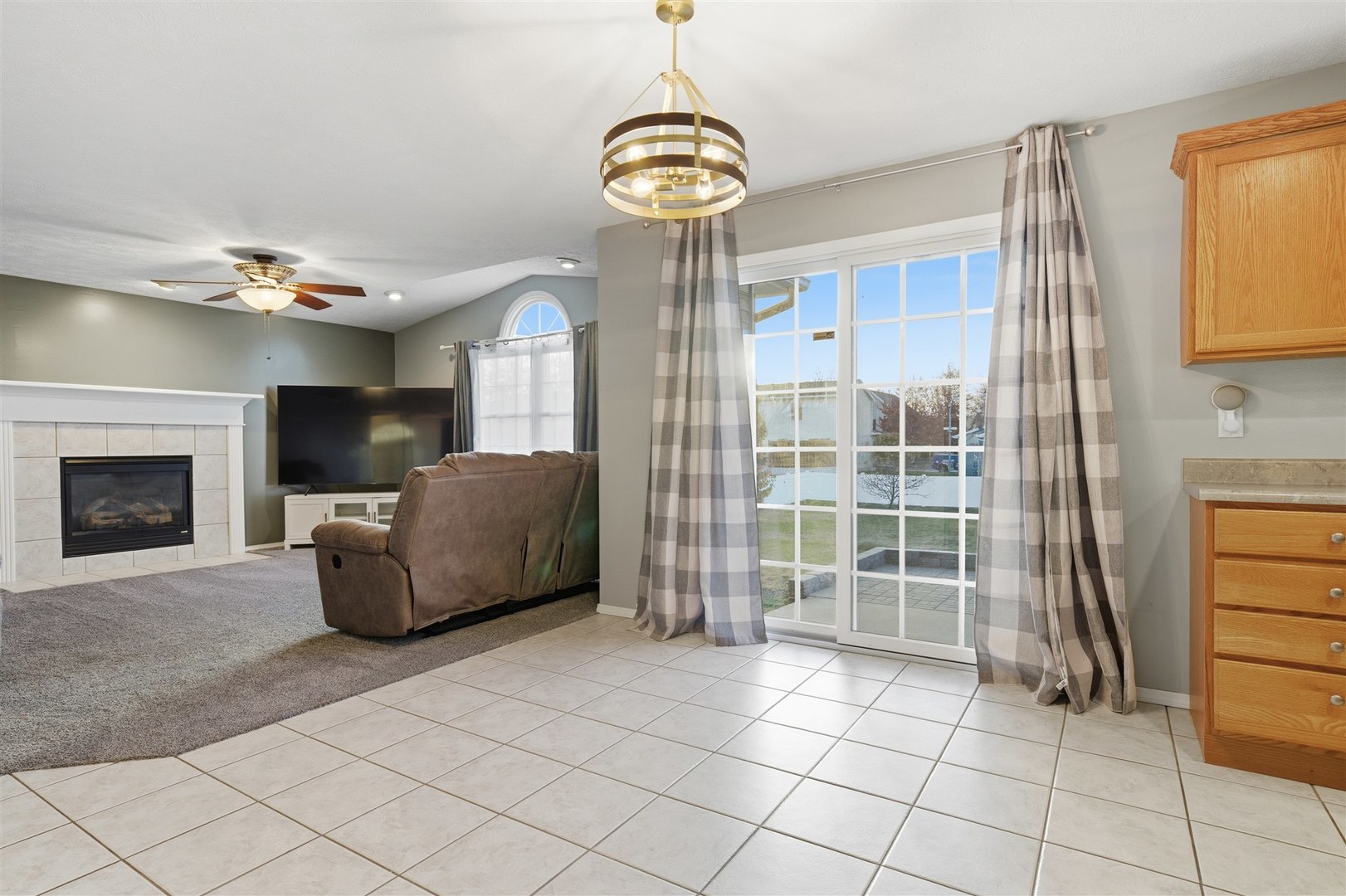 1305 Cashel Drive, Bloomington, IL 61704