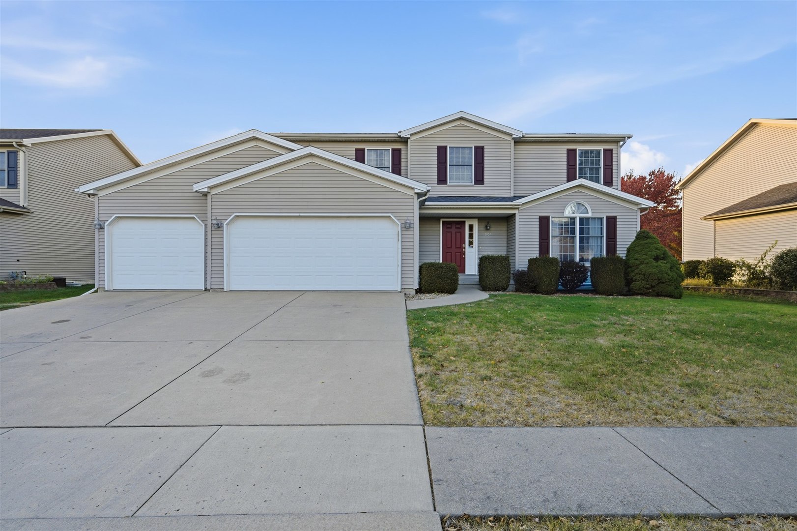 1305 Cashel Drive, Bloomington, IL 61704