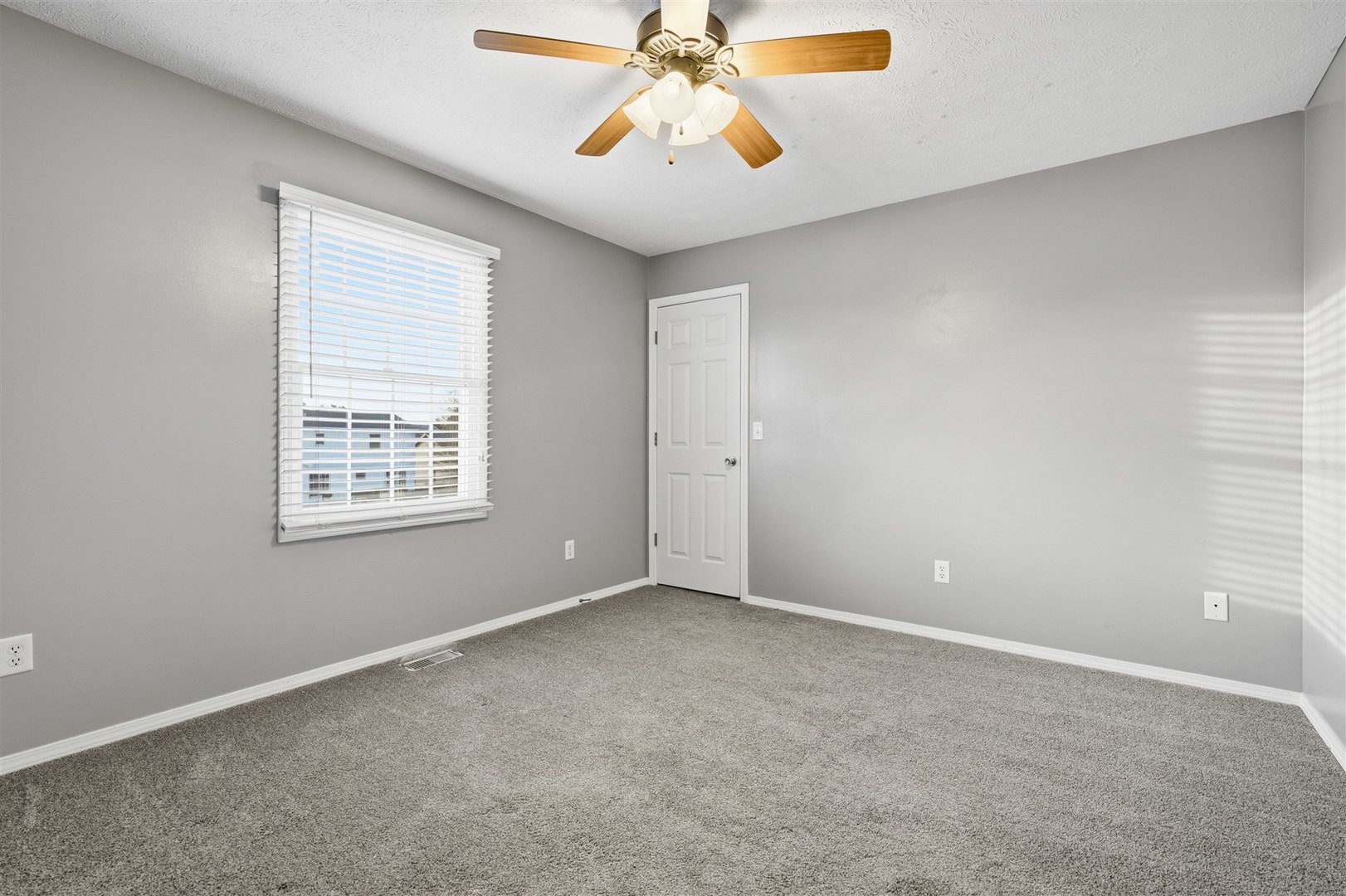 1305 Cashel Drive, Bloomington, IL 61704