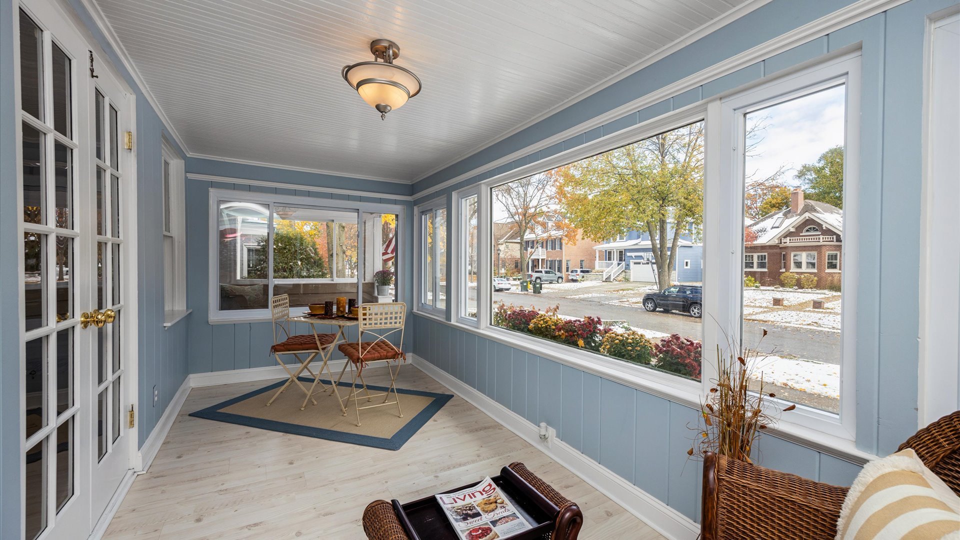 66 Dover Avenue, La Grange, IL 60525