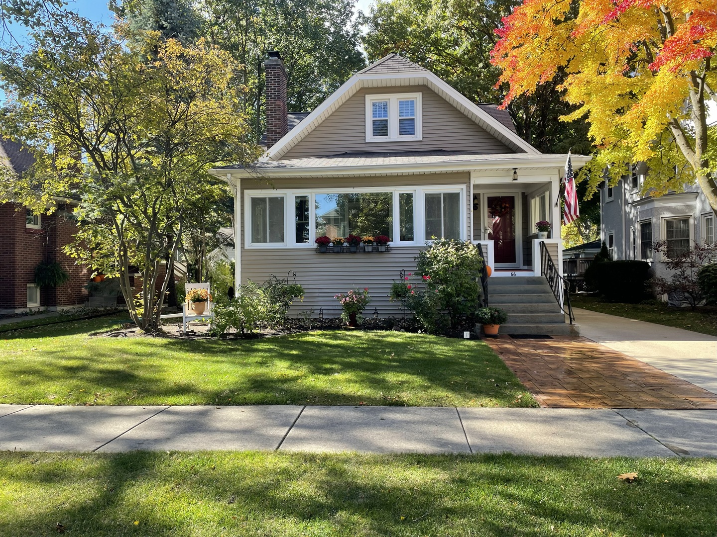 66 Dover Avenue, La Grange, IL 60525