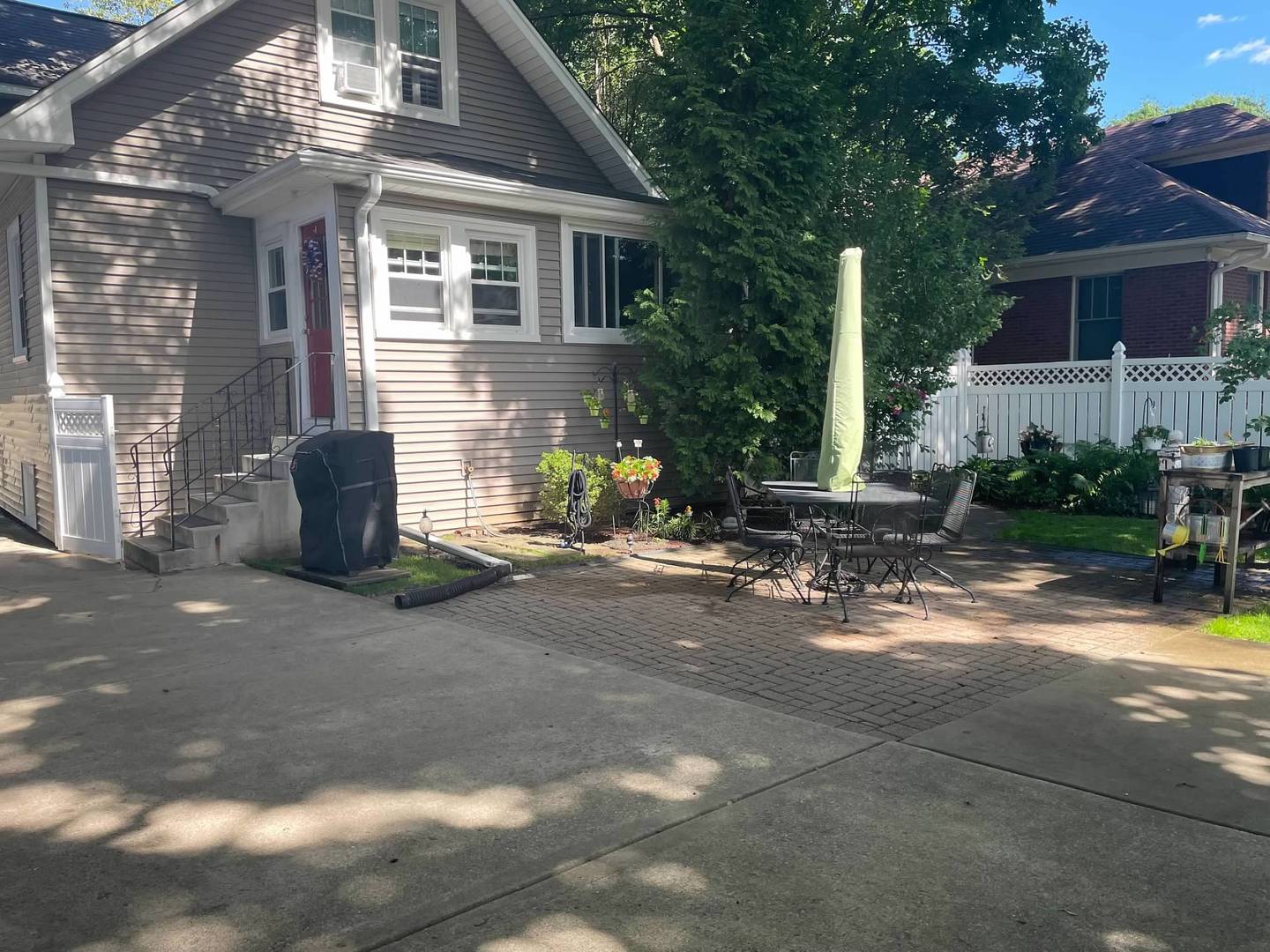 66 Dover Avenue, La Grange, IL 60525