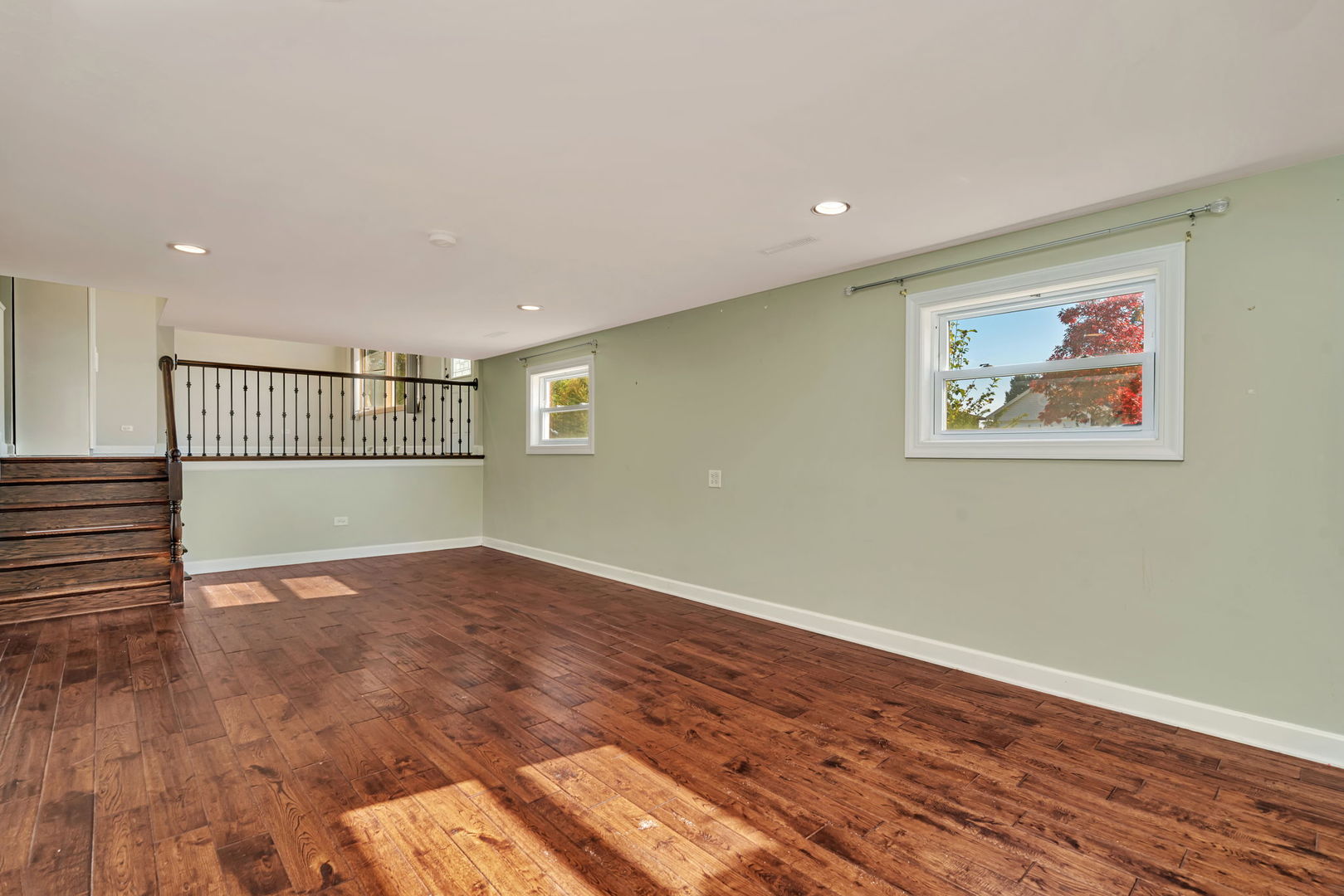 8142 W 90th Street, Hickory Hills, IL 60457