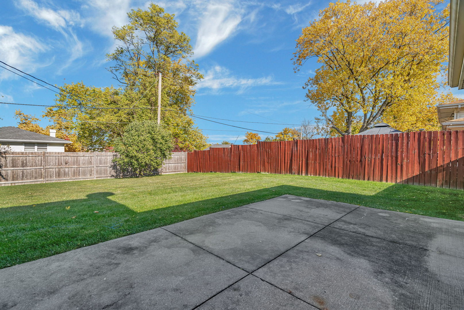 8142 W 90th Street, Hickory Hills, IL 60457