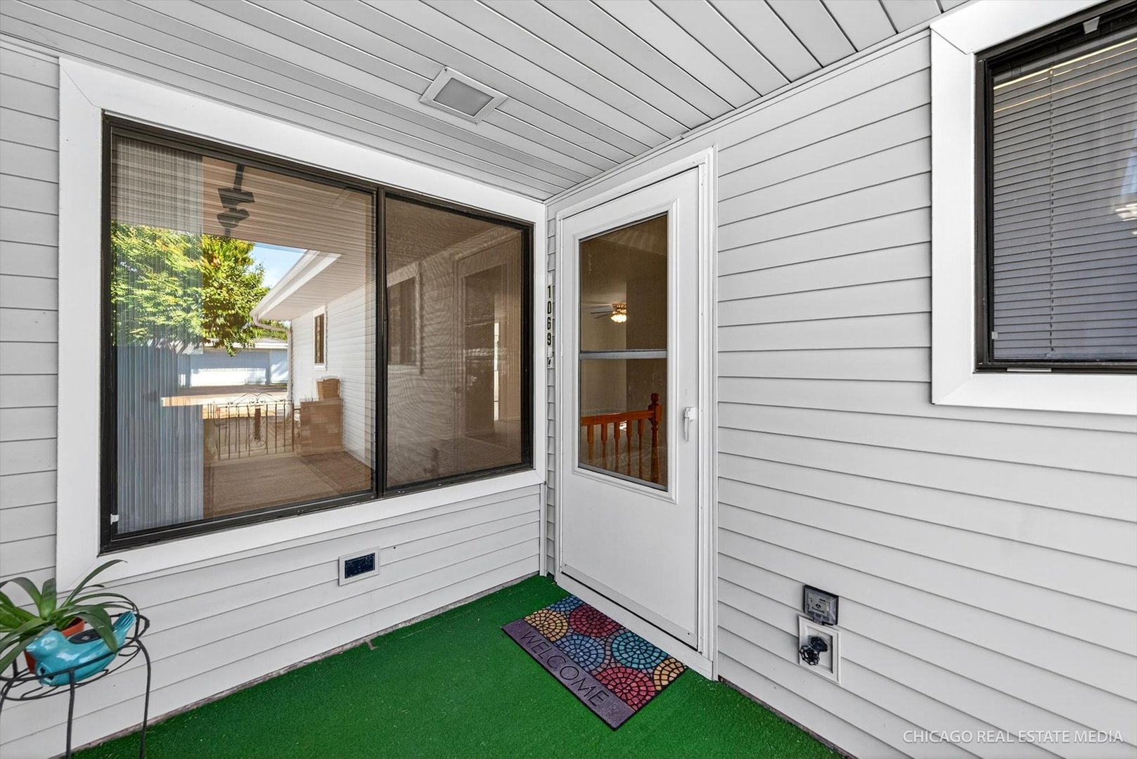 1069 Mohegan Lane, Schaumburg, IL 60193