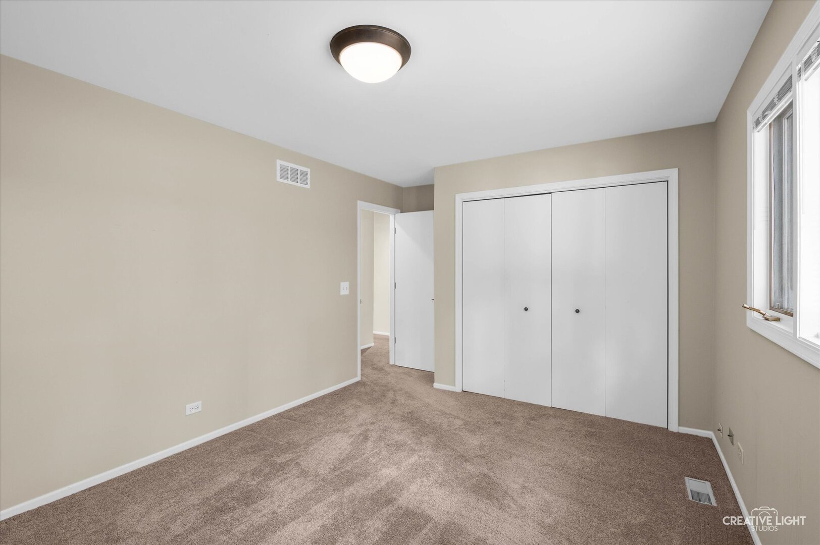 101 Villa Way, Bloomingdale, IL 60108