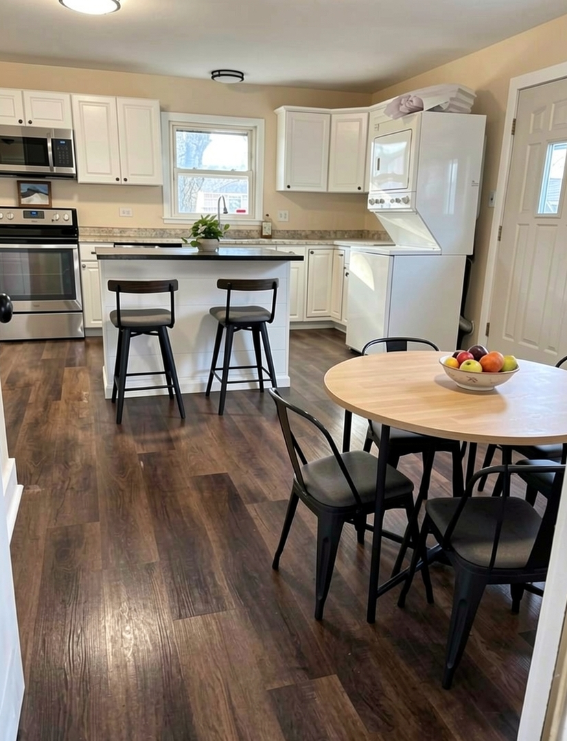 15208 Highland Avenue, Orland Park, IL 60462