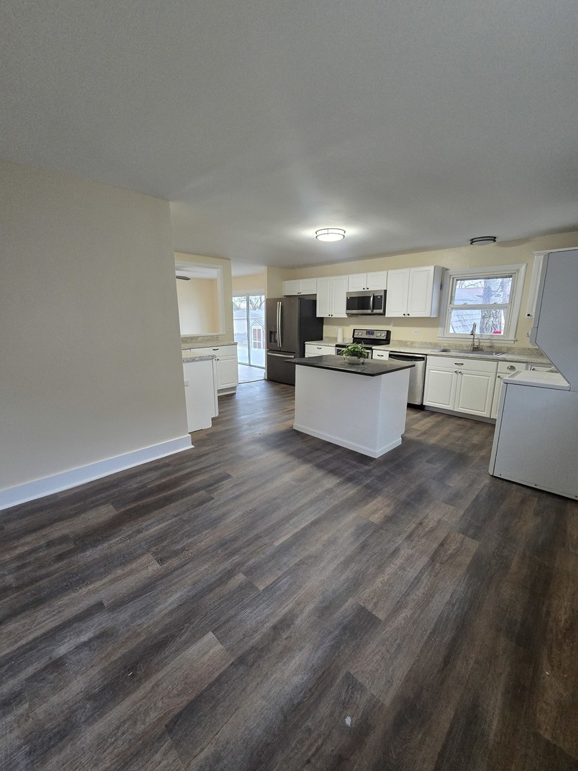 15208 Highland Avenue, Orland Park, IL 60462