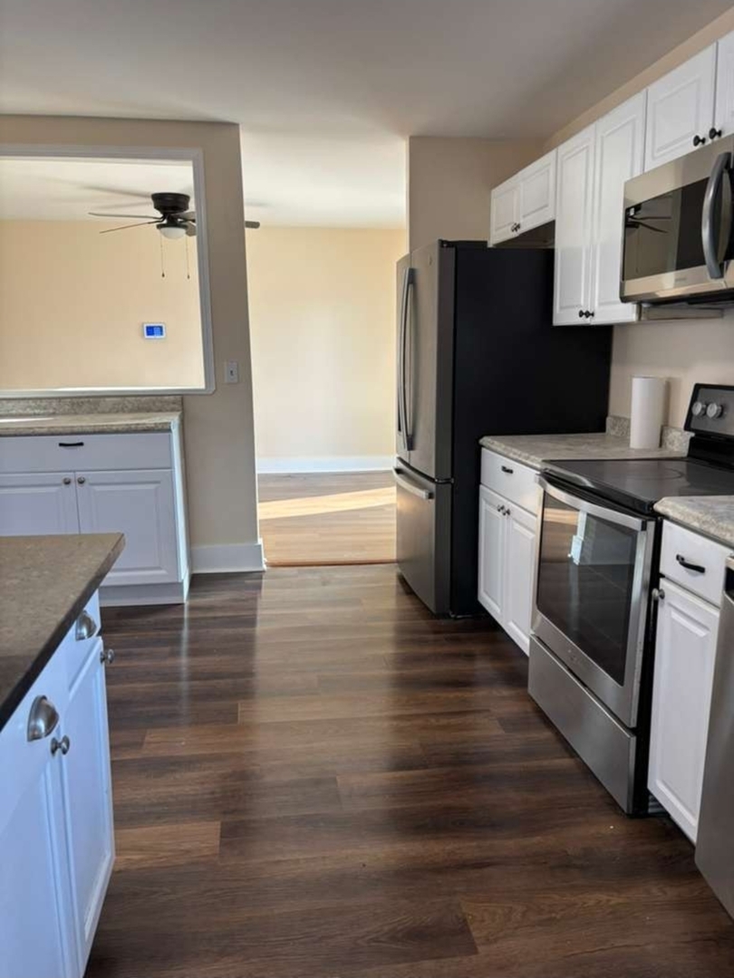 15208 Highland Avenue, Orland Park, IL 60462