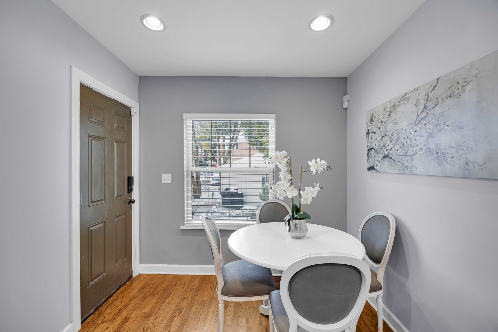 8040 S Harvard Avenue, Chicago, IL 60620