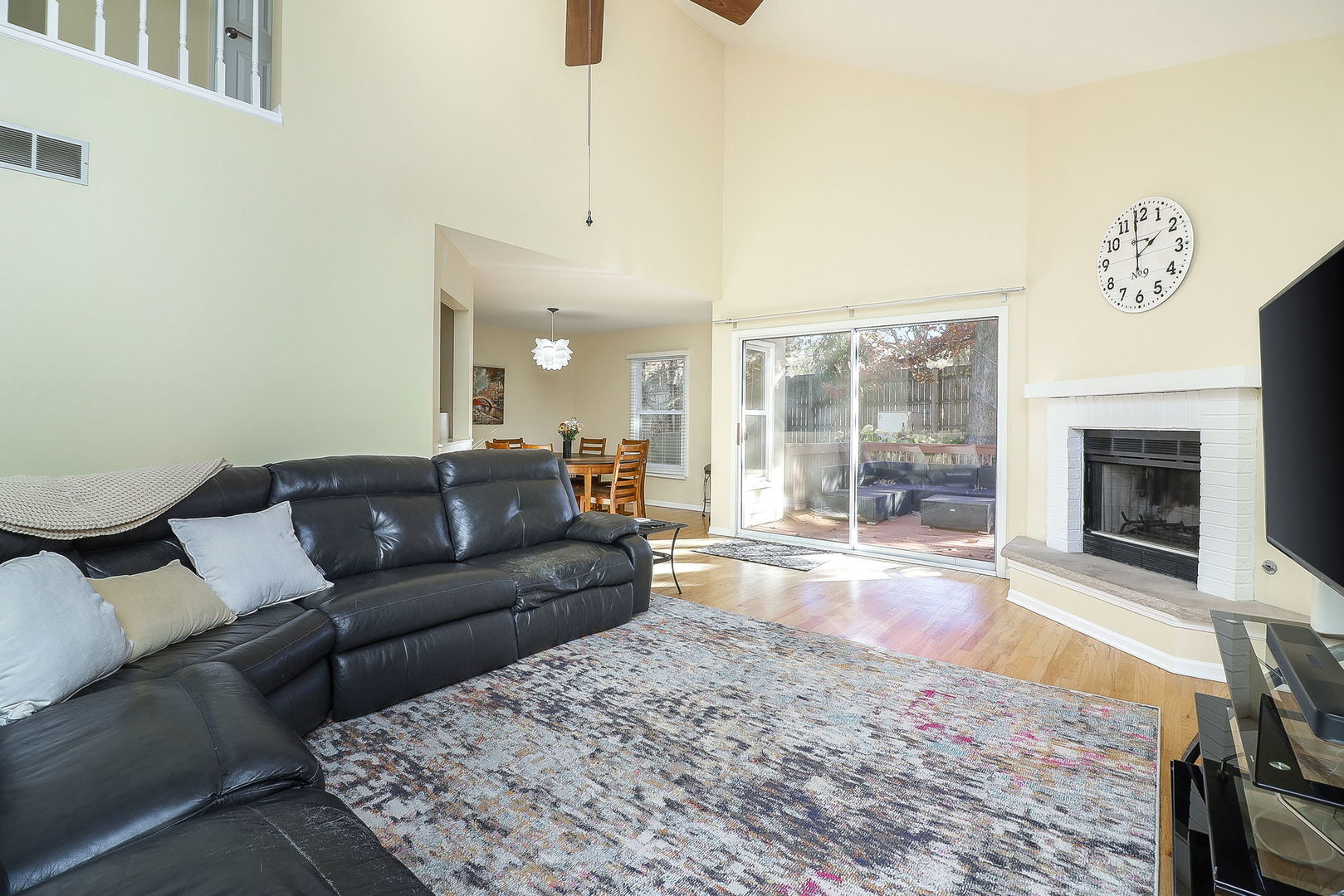 480 Village Green Road, Naperville, IL 60540