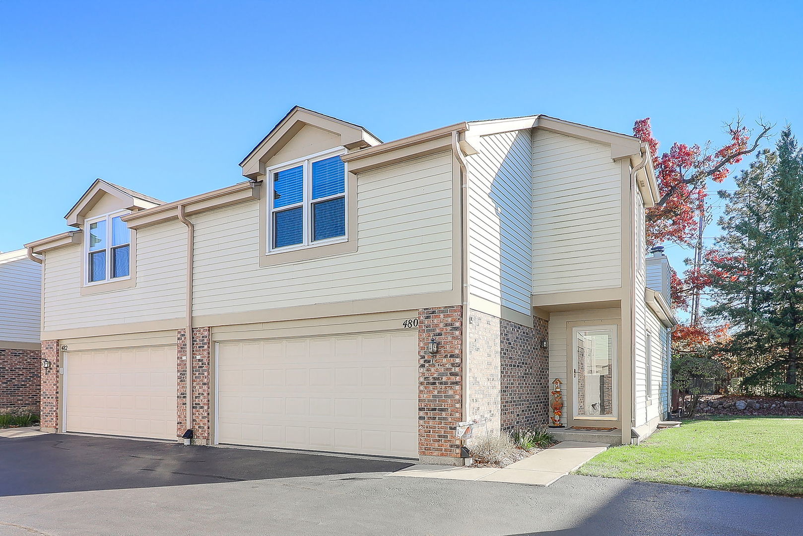 480 Village Green Road, Naperville, IL 60540