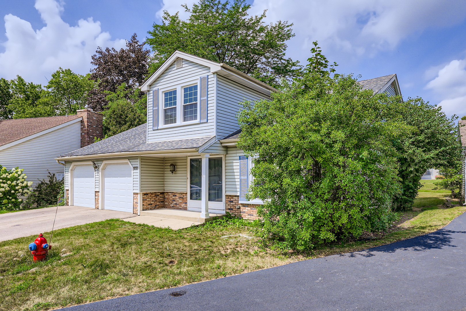 651 White Court, Gurnee, IL 60031