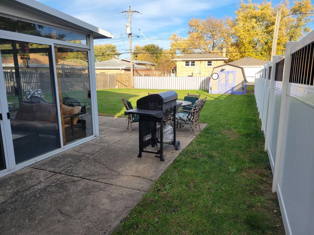 10657 Laramie Avenue, Oak Lawn, IL 60453