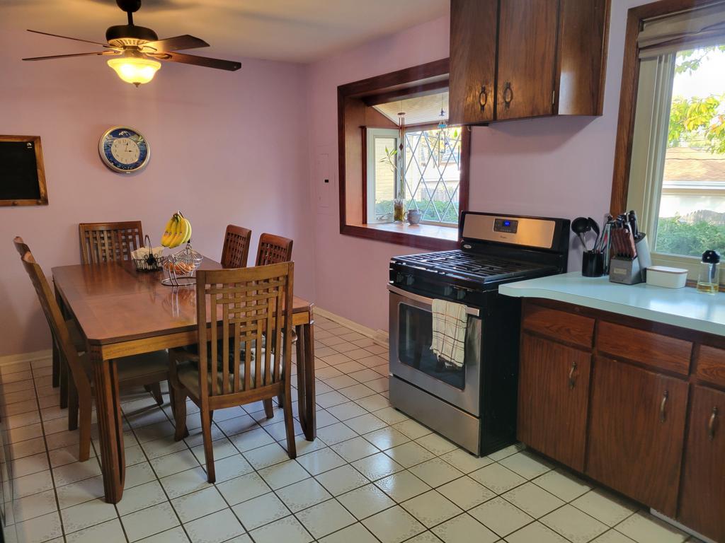 10657 Laramie Avenue, Oak Lawn, IL 60453