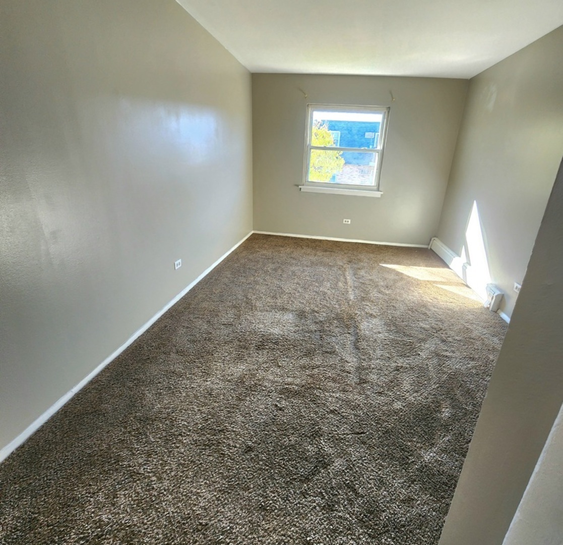 9950 S 84th Terrace #2l5, Palos Hills, IL 60465