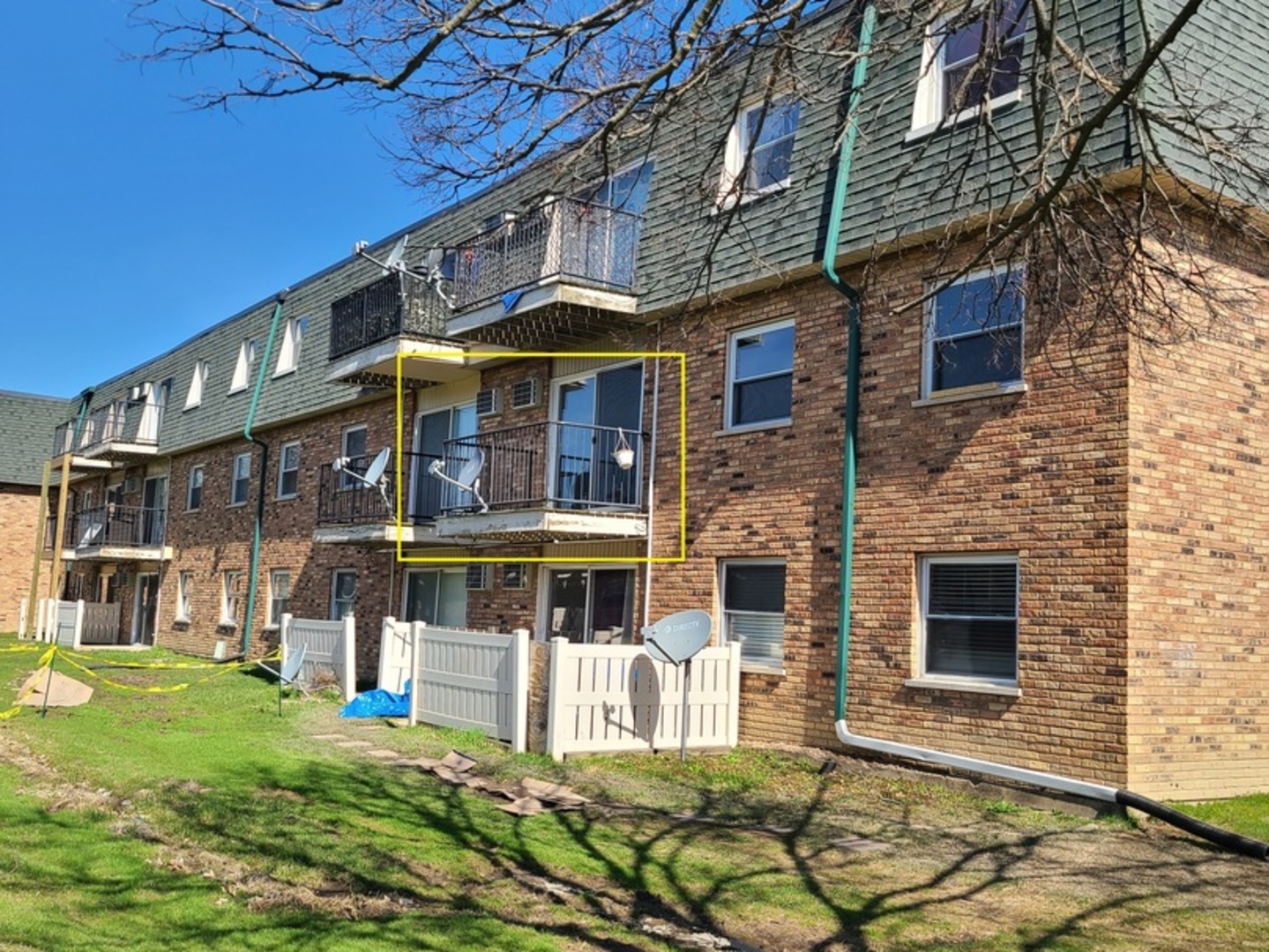 9950 S 84th Terrace #2l5, Palos Hills, IL 60465