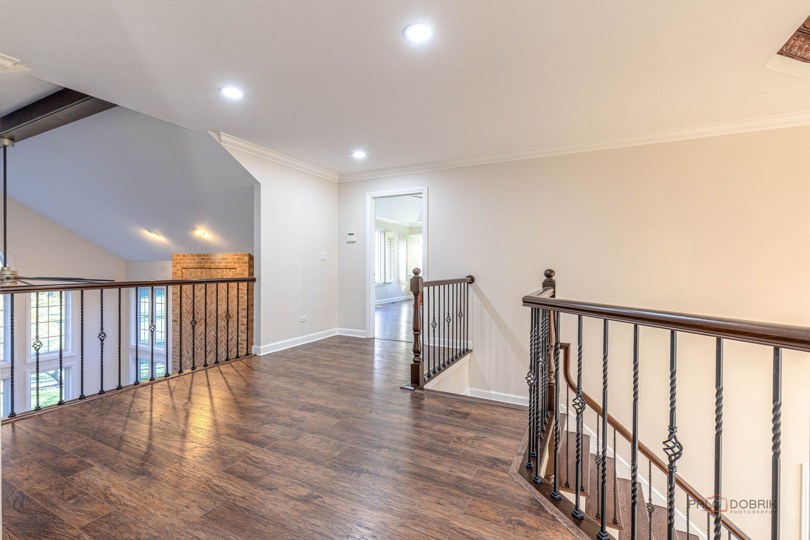 12 RIDERWOOD Road, North Barrington, IL 60010