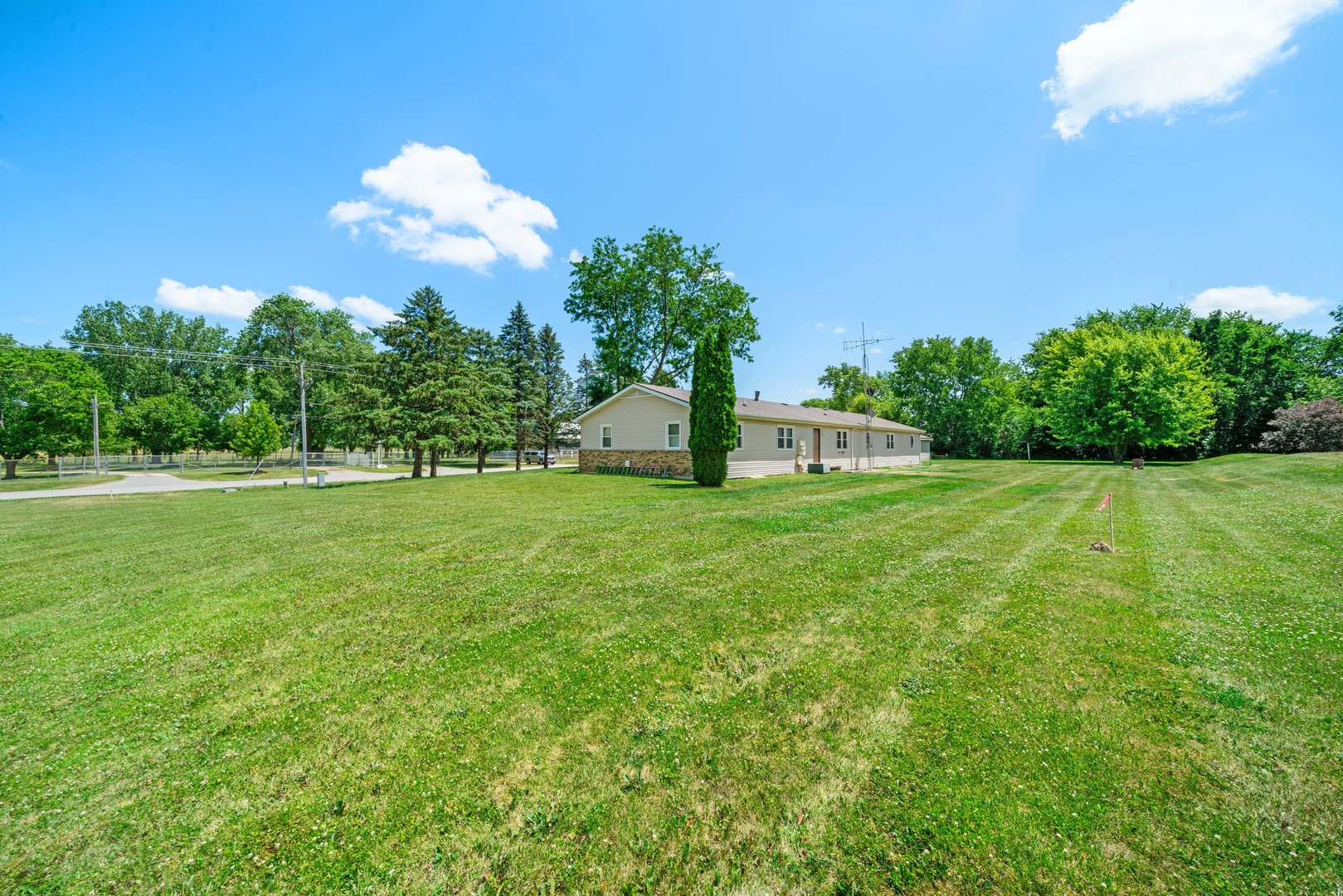 1610 Suydam Road, Sandwich, IL 60548