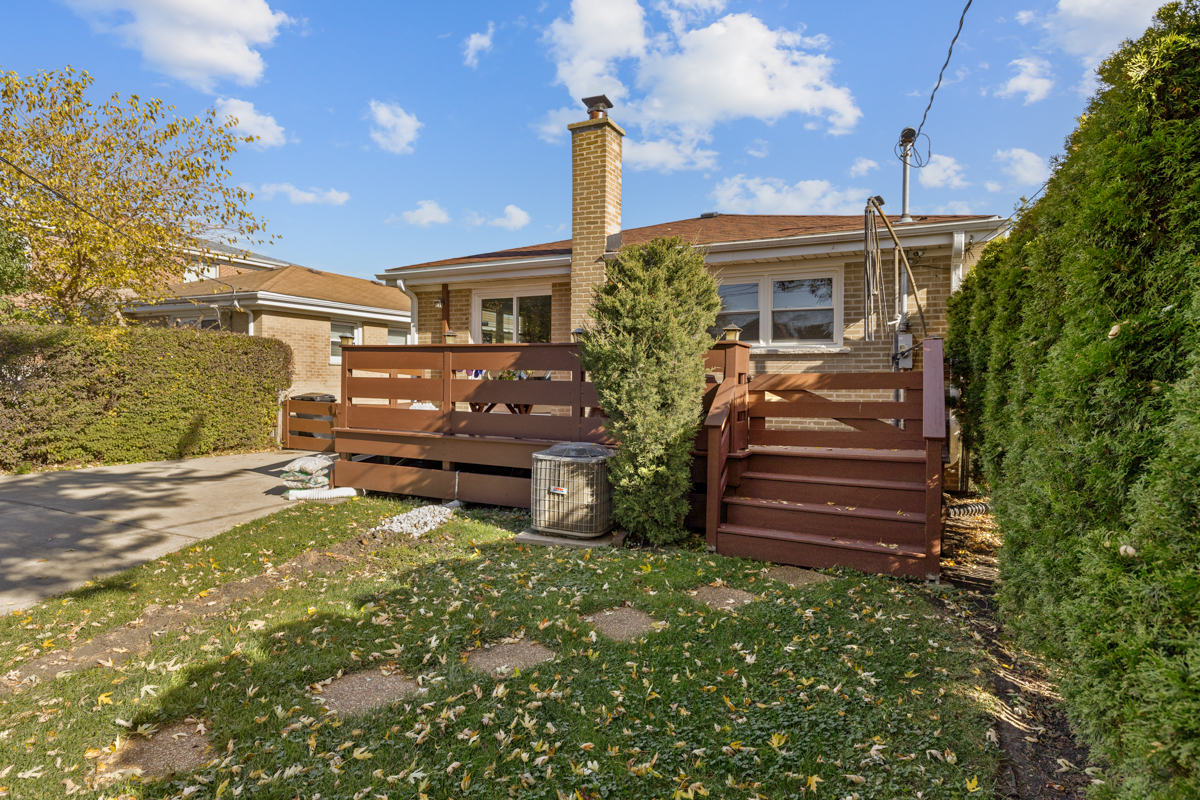 4928 N OVERHILL Avenue, Norridge, IL 60706