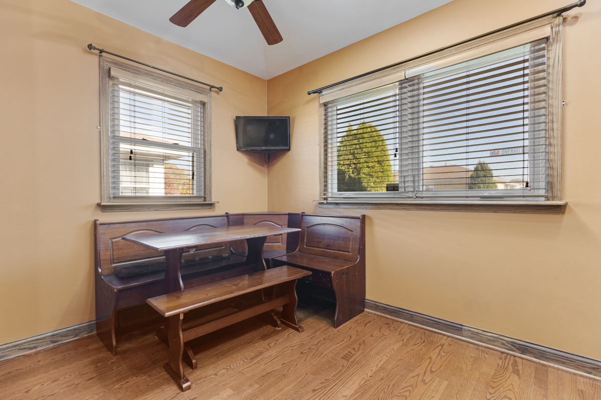 4928 N OVERHILL Avenue, Norridge, IL 60706