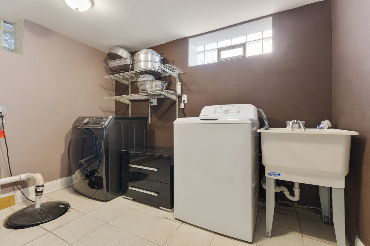 4928 N OVERHILL Avenue, Norridge, IL 60706