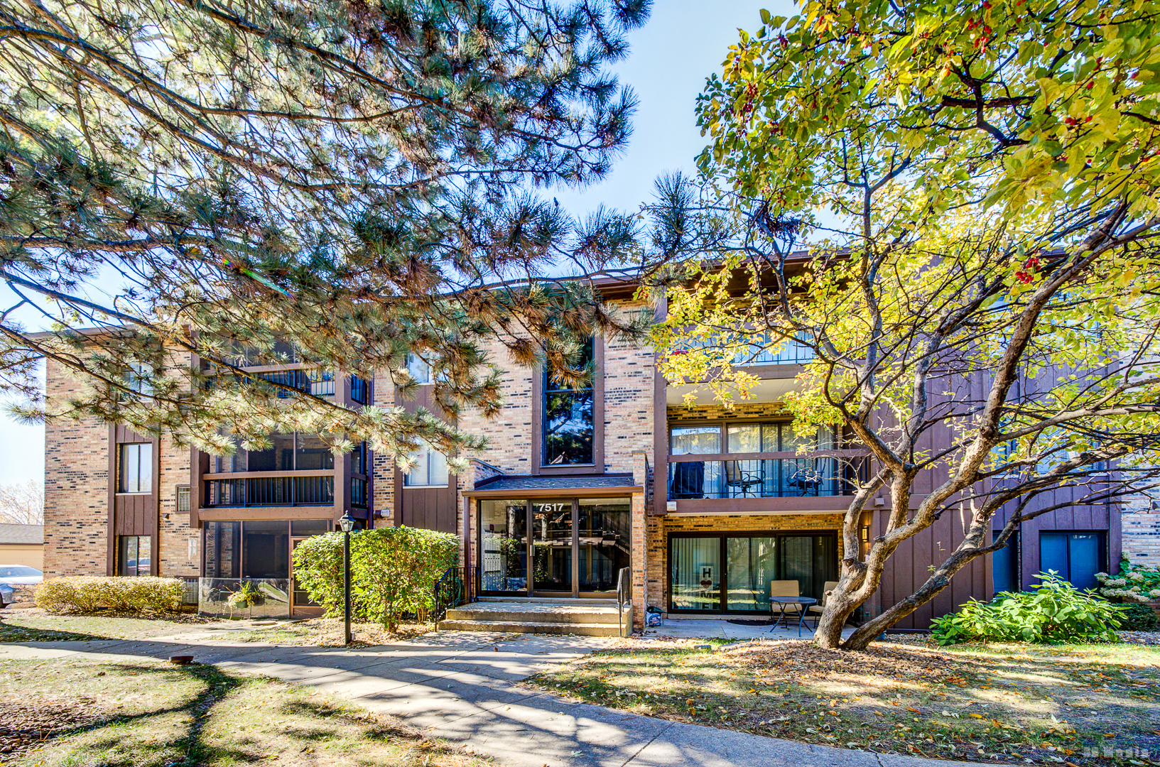 7517 175th Street #331, Tinley Park, IL 60477