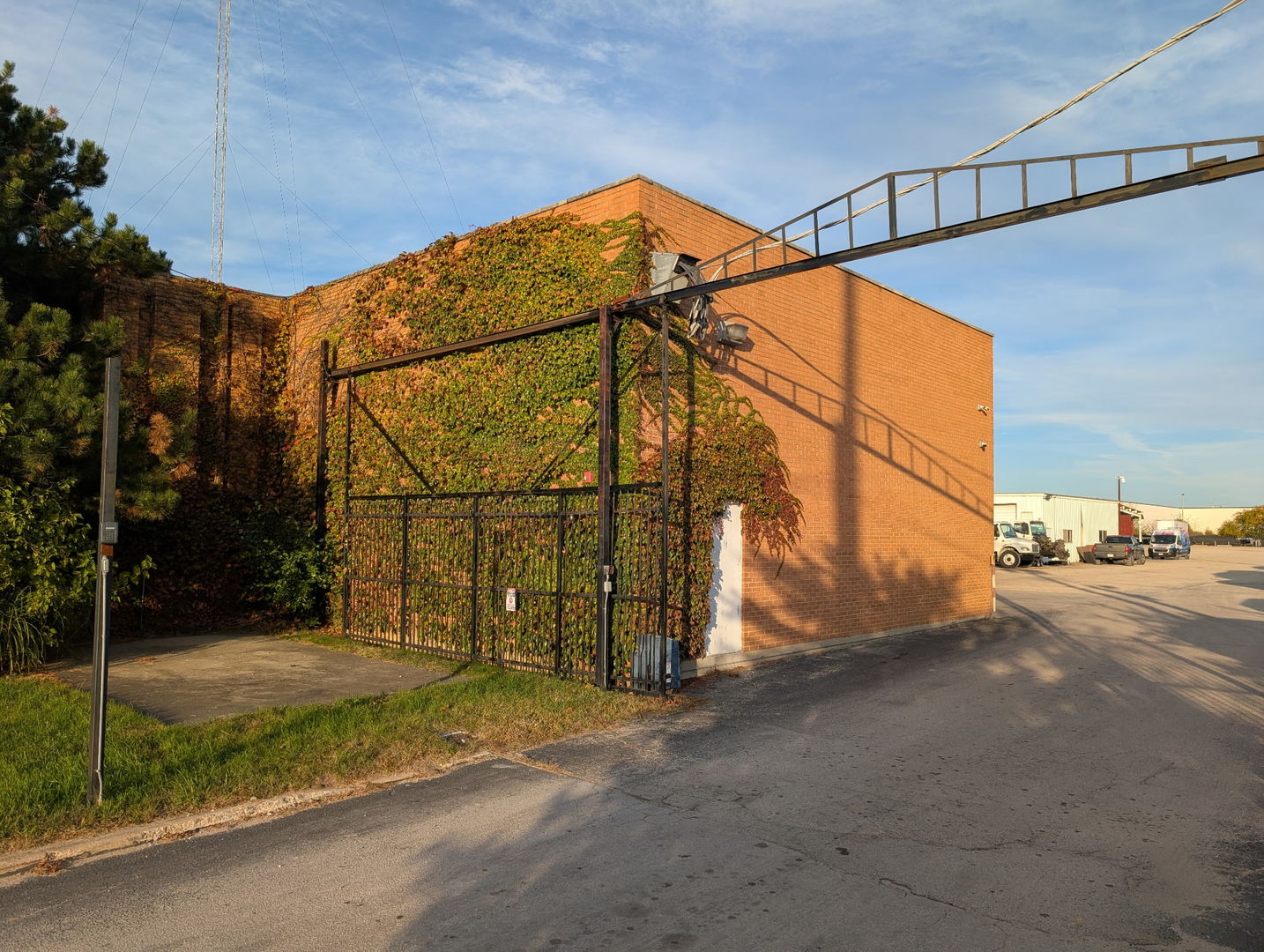 11633 S MAYFIELD Avenue, Alsip, IL 60803