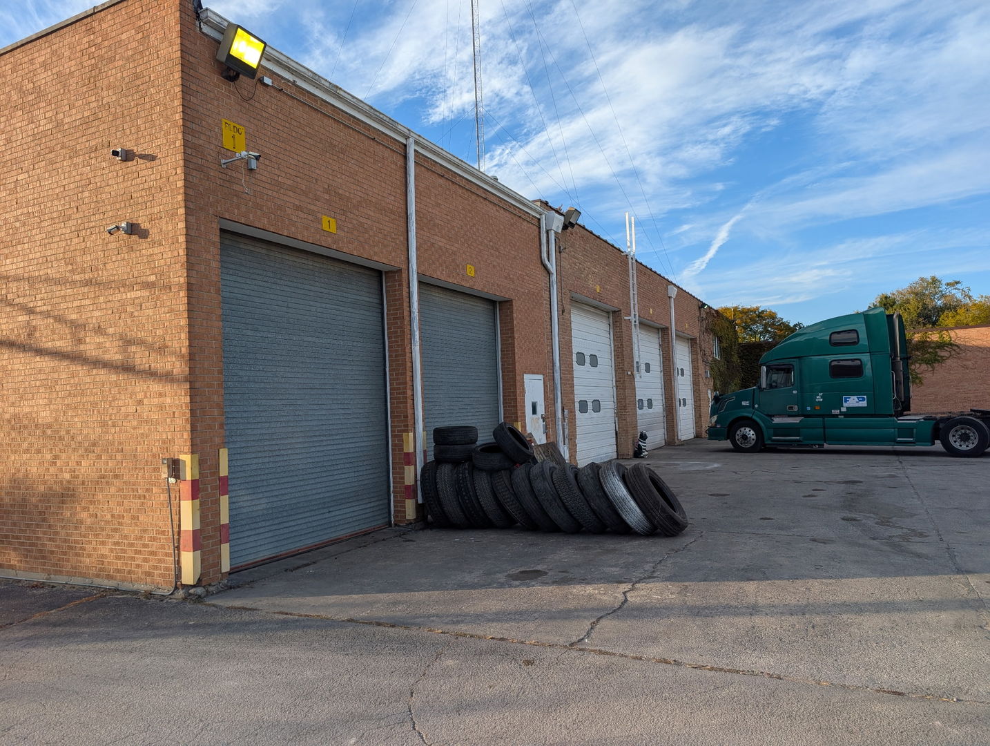 11633 S MAYFIELD Avenue, Alsip, IL 60803