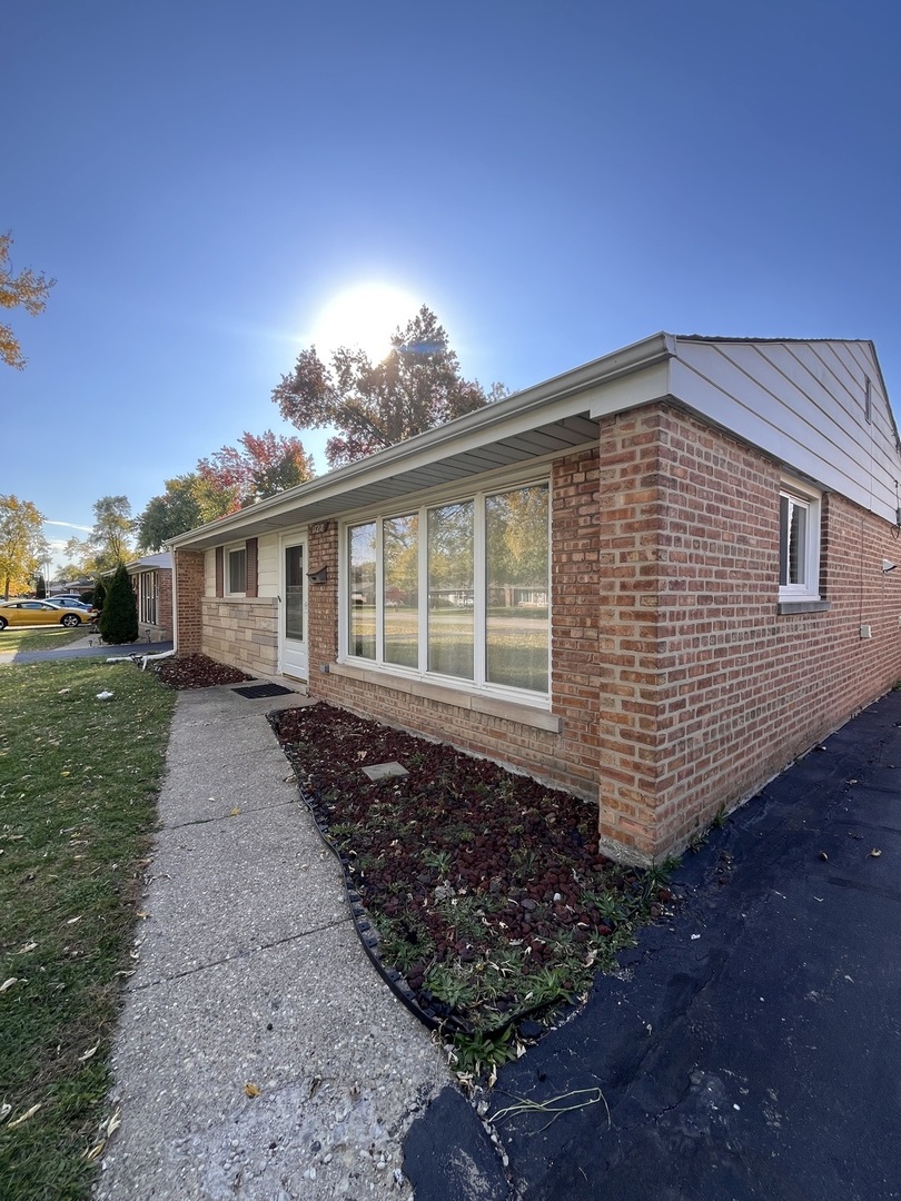 17218 Park Avenue, Lansing, IL 60438