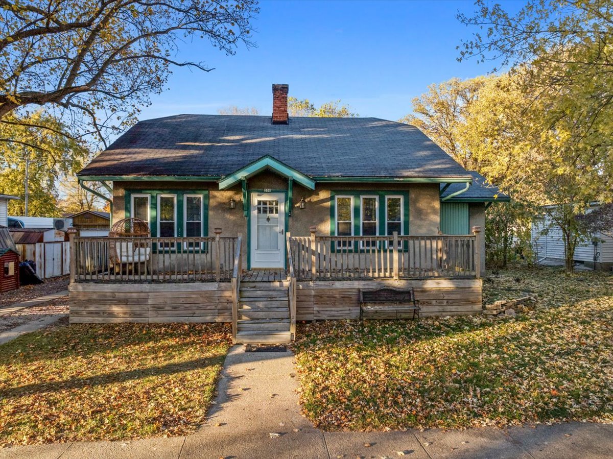 209 W Martin Street, Forrest, IL 61741