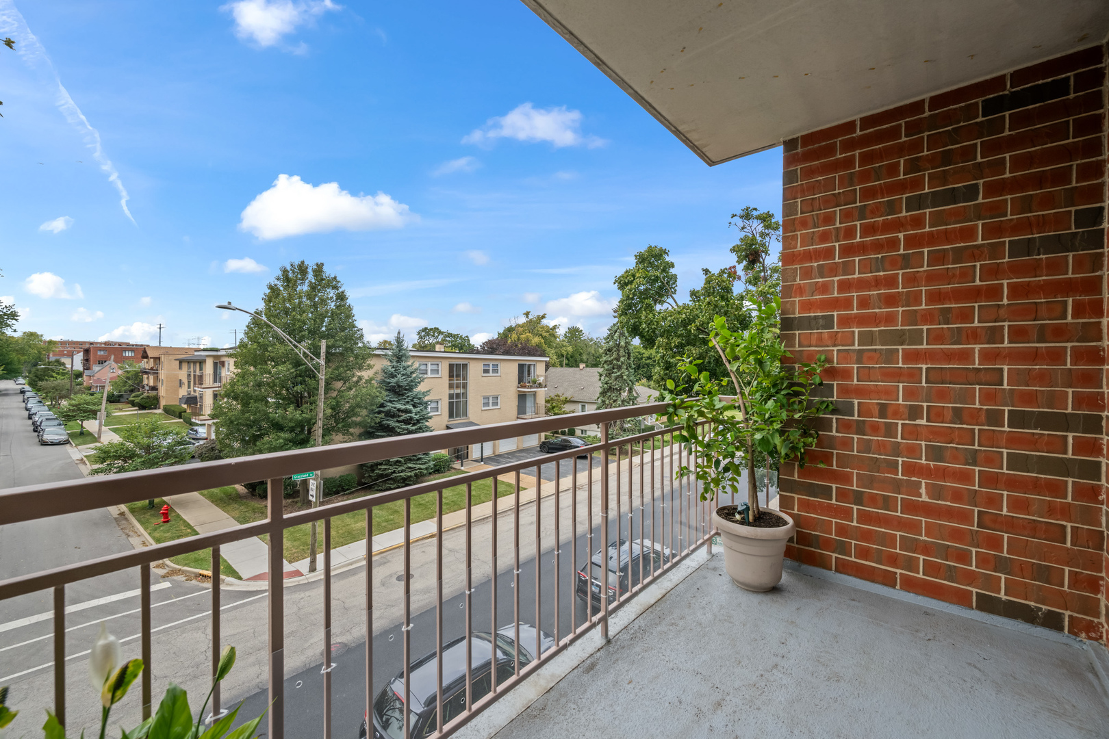 395 Graceland Avenue #308, Des Plaines, IL 60016