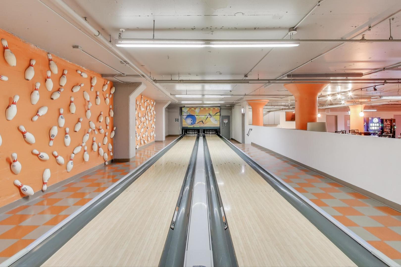 565 W Quincy Street #1603, Chicago, IL 60661