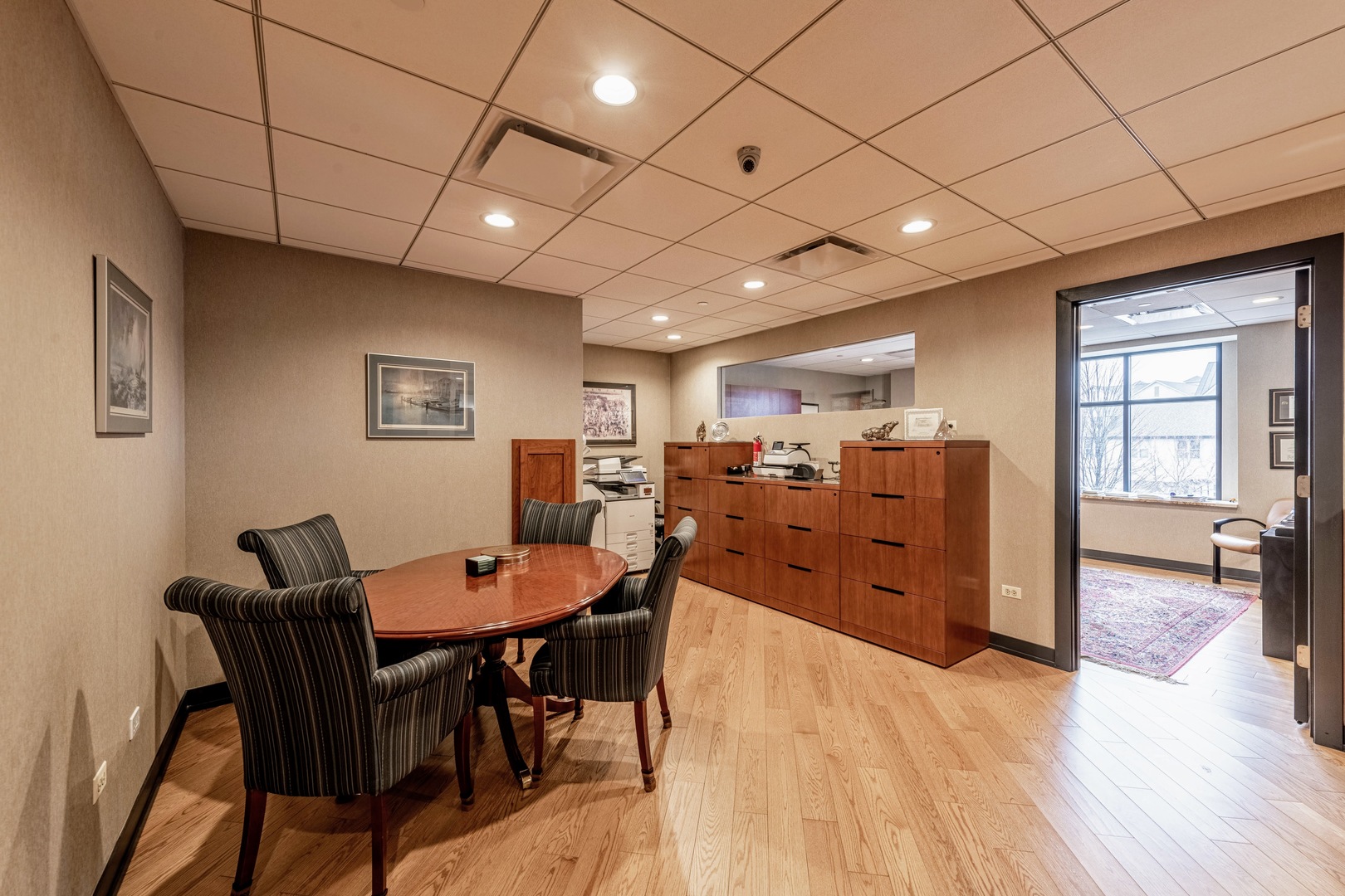 25 E Main Street #202, Roselle, IL 60172