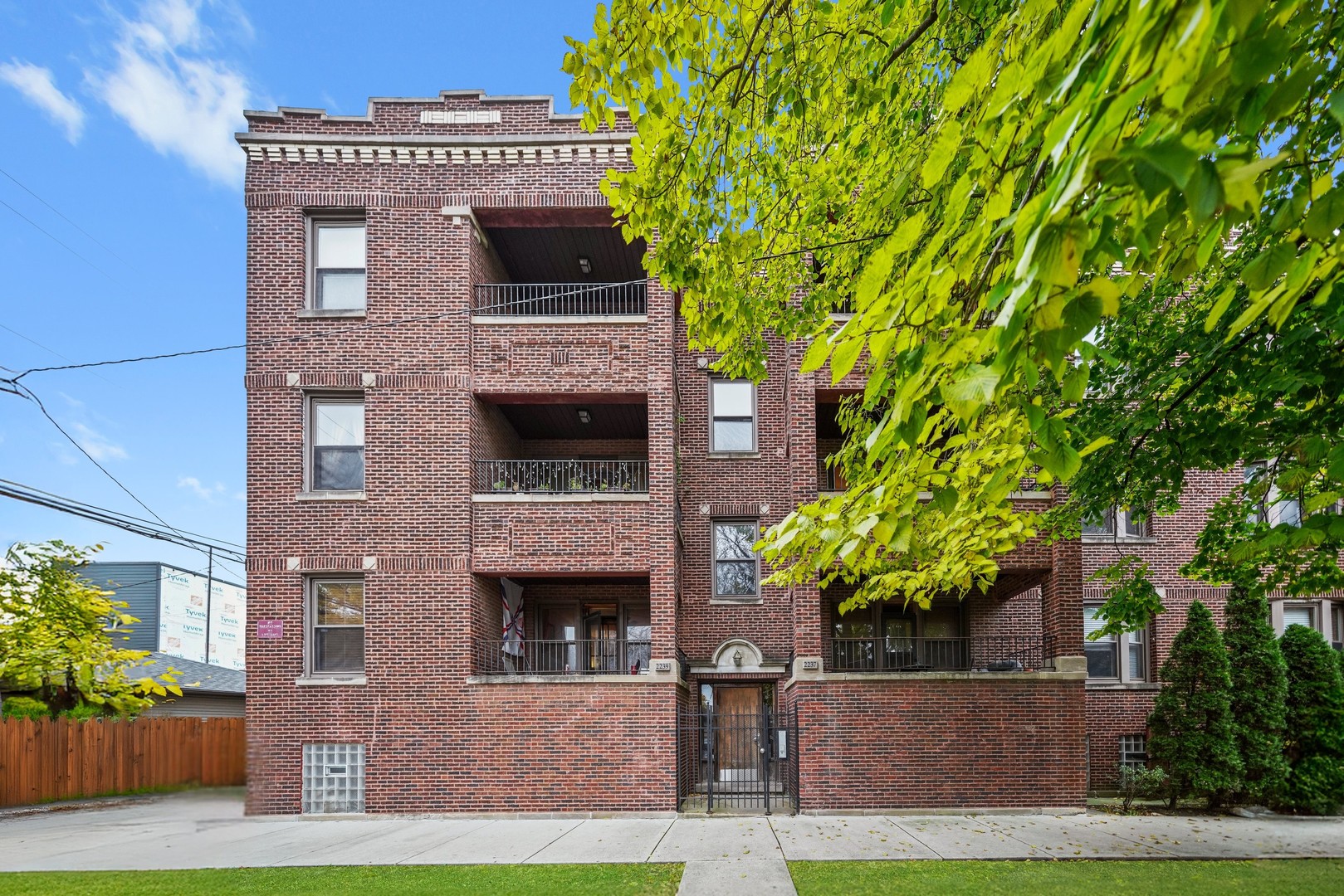 2237 N Saint Louis Avenue #2, Chicago, IL 60647