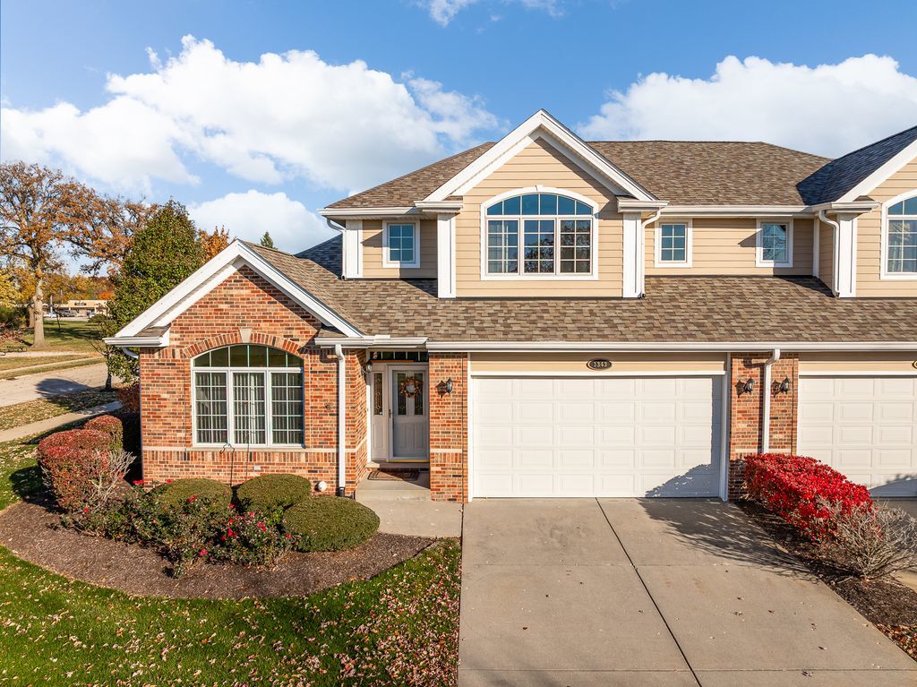 1343 Camelot Lane, Lemont, IL 60439