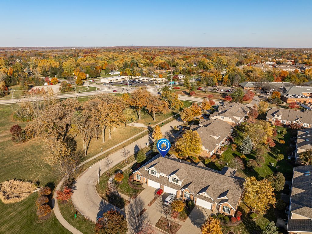 1343 Camelot Lane, Lemont, IL 60439