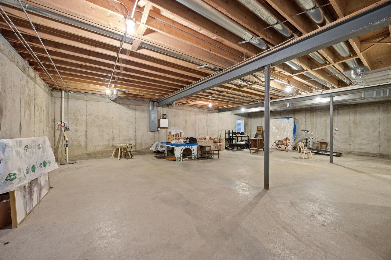 1343 Camelot Lane, Lemont, IL 60439