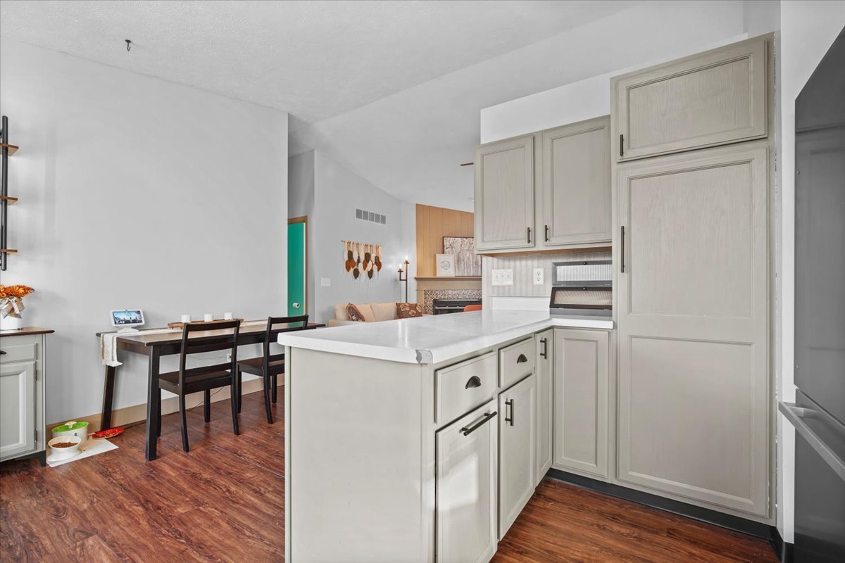 2719 Arrowhead Drive #0, Bloomington, IL 61704