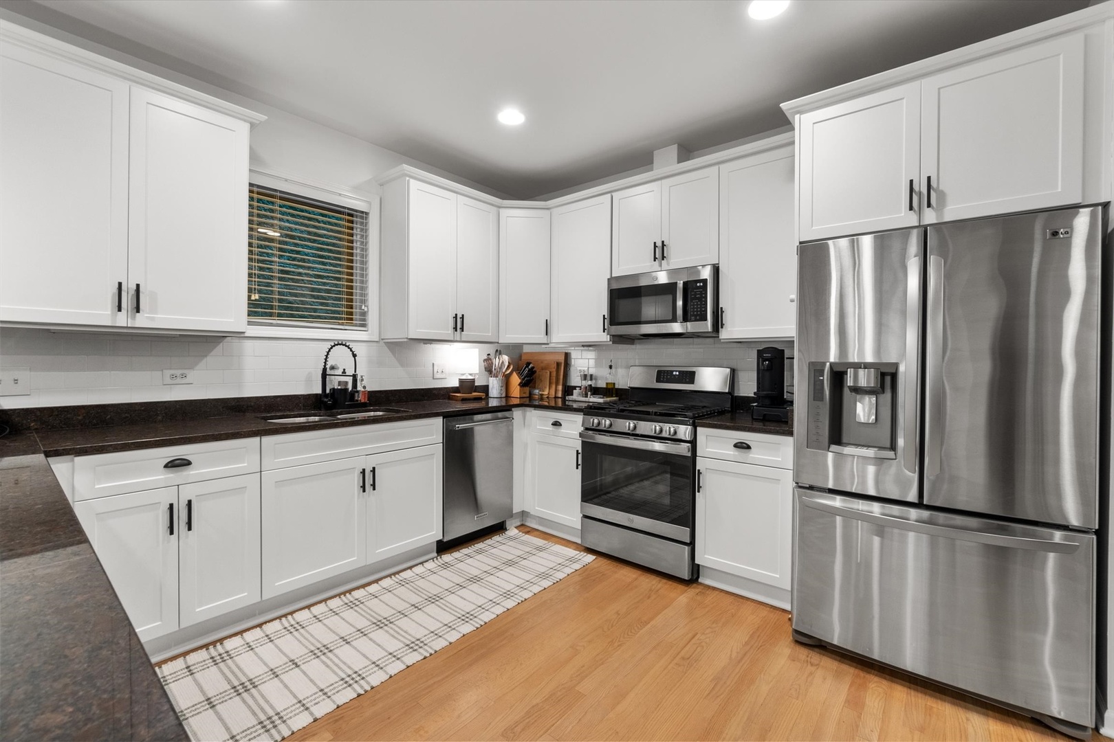 3531 N Reta Avenue #1, Chicago, IL 60657