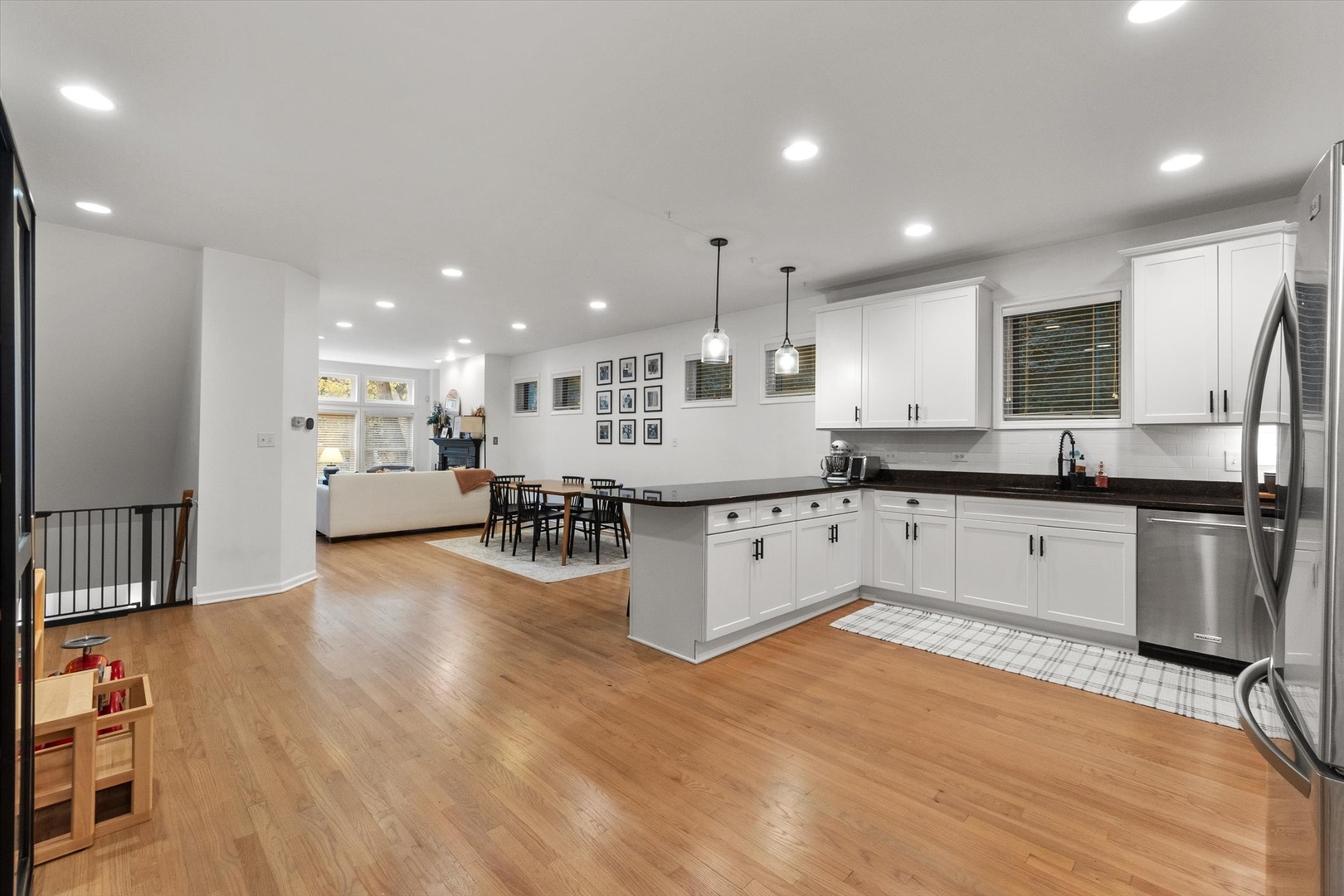 3531 N Reta Avenue #1, Chicago, IL 60657