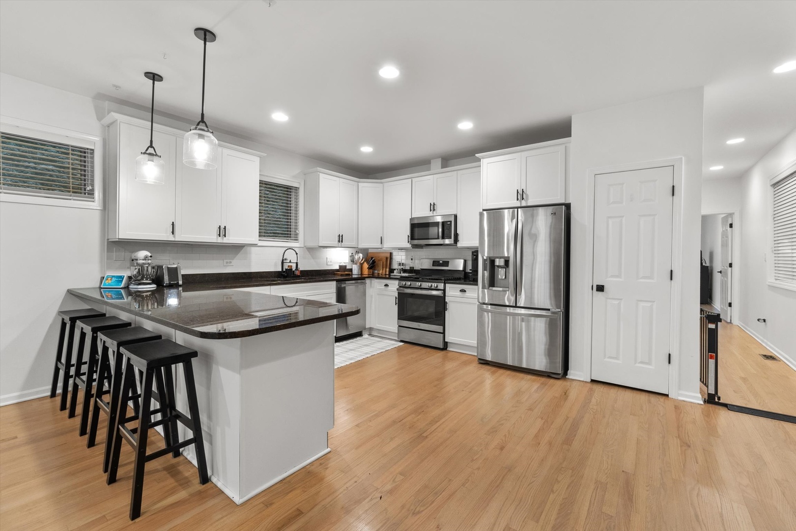 3531 N Reta Avenue #1, Chicago, IL 60657