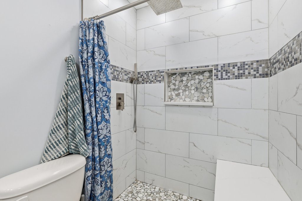 1078 Rain Tree Drive, Bolingbrook, IL 60440