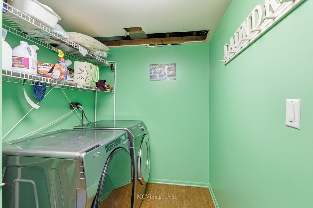 1078 Rain Tree Drive, Bolingbrook, IL 60440