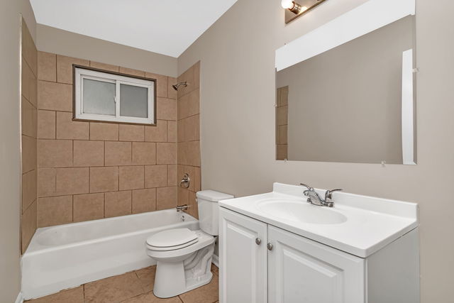 1512 Lincoln Place, Calumet City, IL 60409