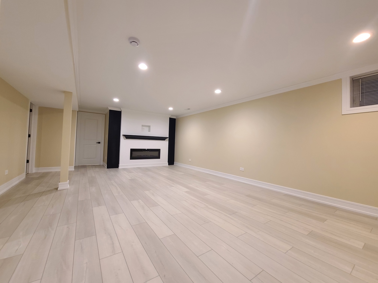 7025 W 84th Street, Burbank, IL 60459